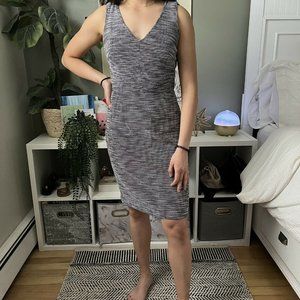 Banana Republic Black & White V Neck Tweed Sheath Dress Linen Blend Size 4